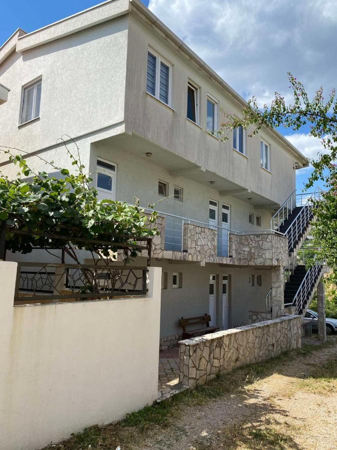 Apartments Vila Kurtagic Dobra Voda Eksteriør billede